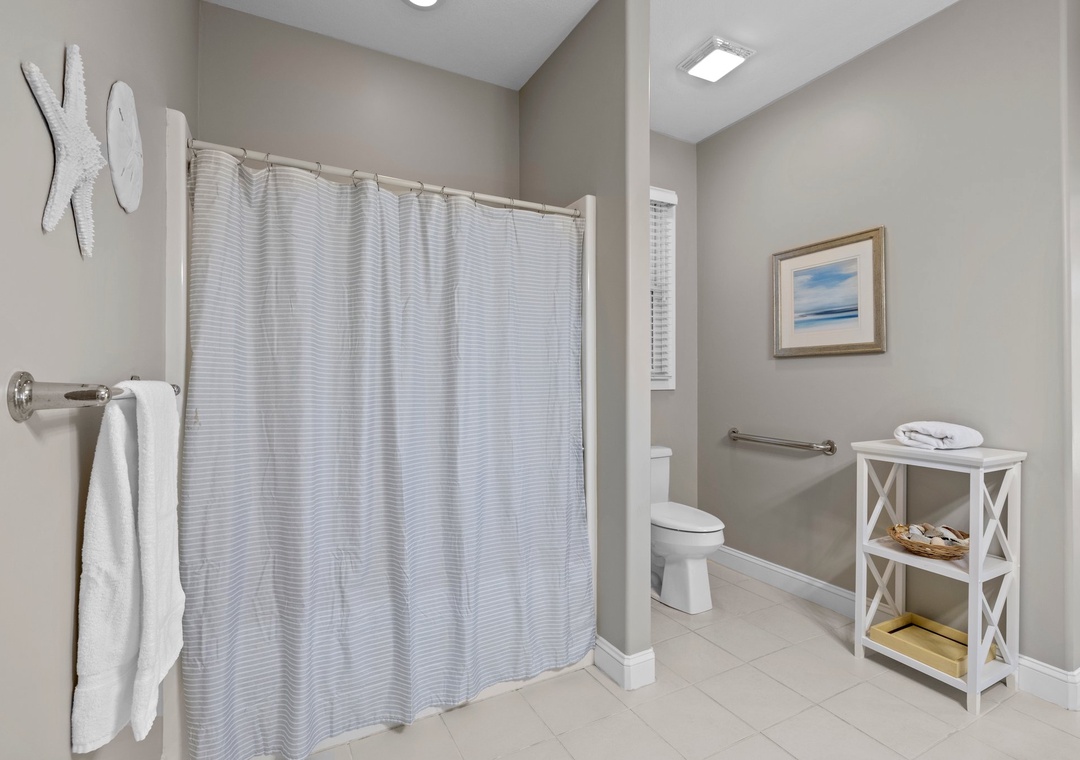 Sea Dream | Full Bathroom
