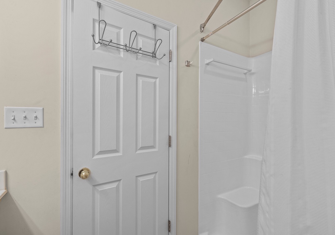 Bottom Floor King Suite Bathroom