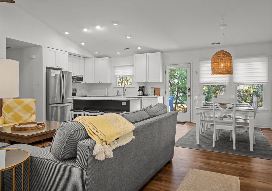5 Living Room