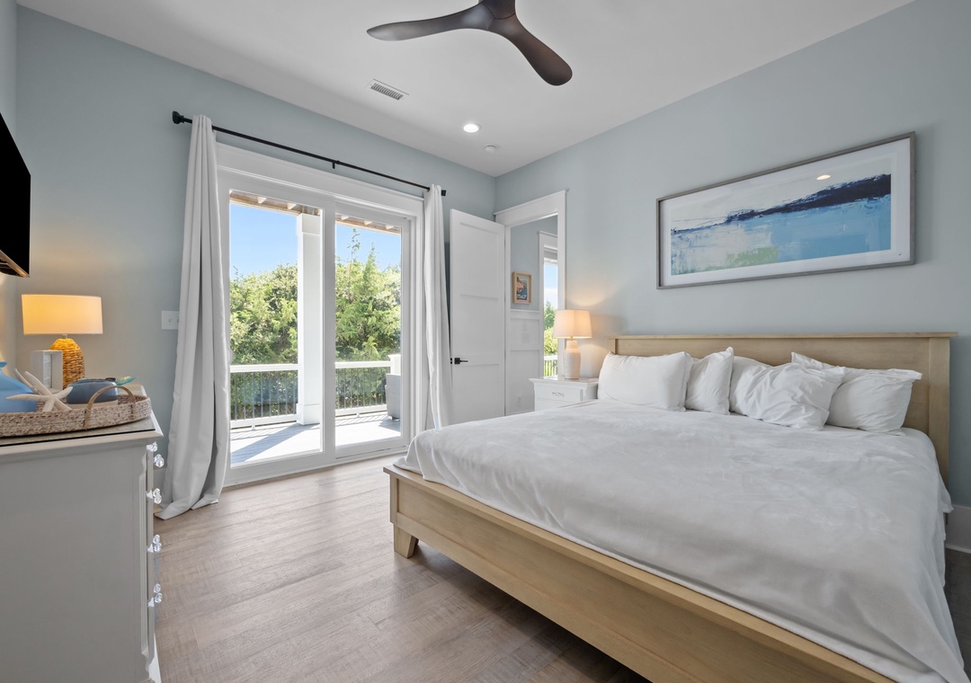 MID-FLOOR KING