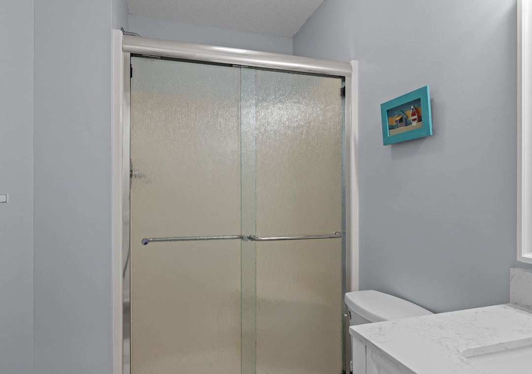 Top Floor Hallway Bathroom
