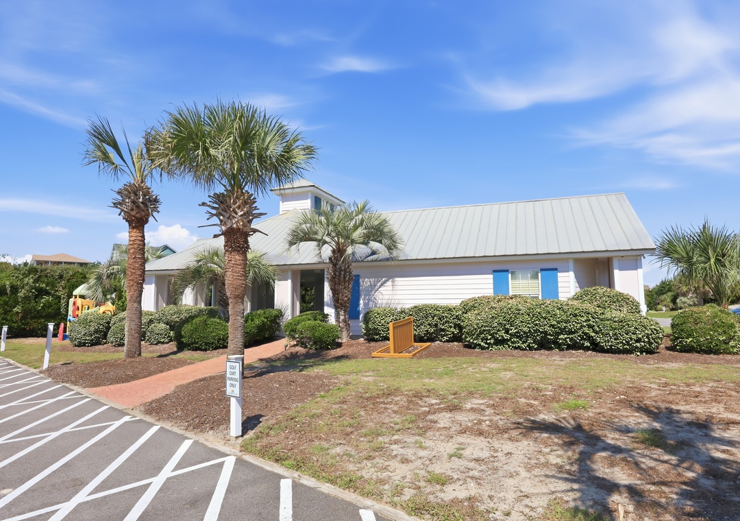 Spinnaker's Reach Clubhouse