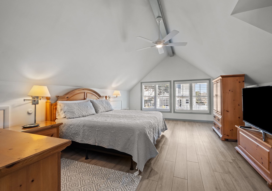 Primary King Suite Loft Level