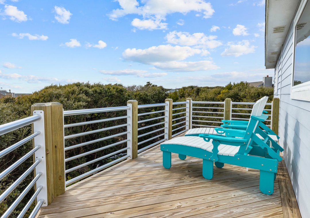3rd floor balcony