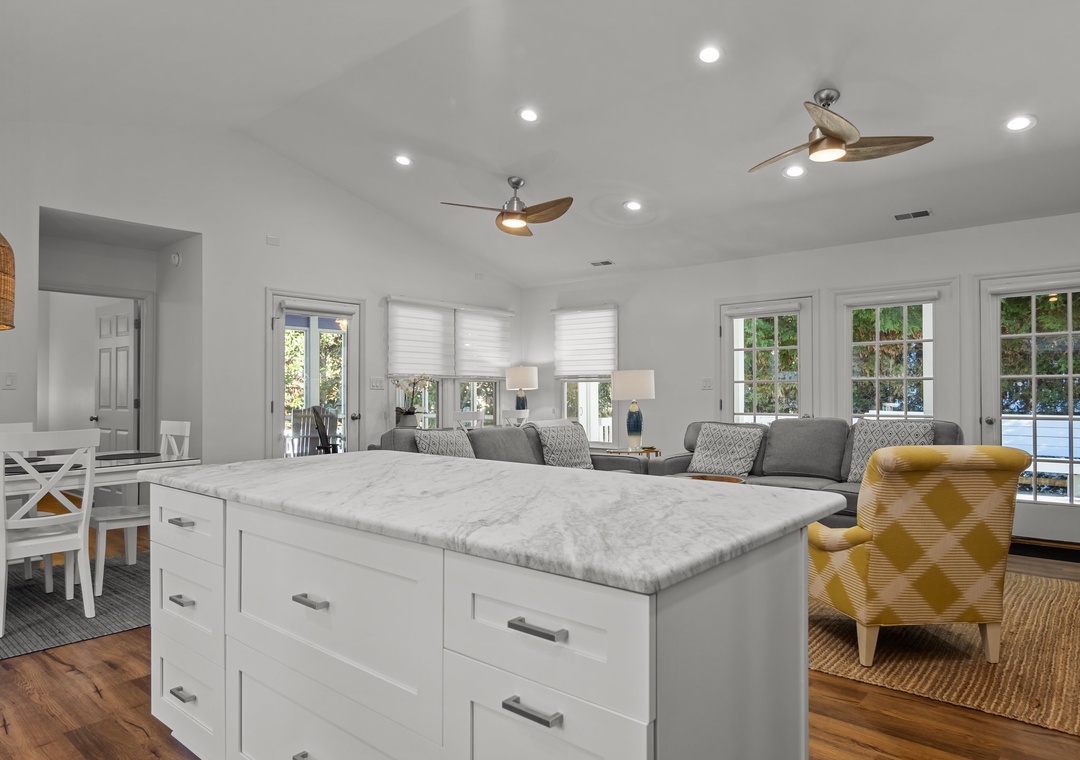 6 Kitchen
