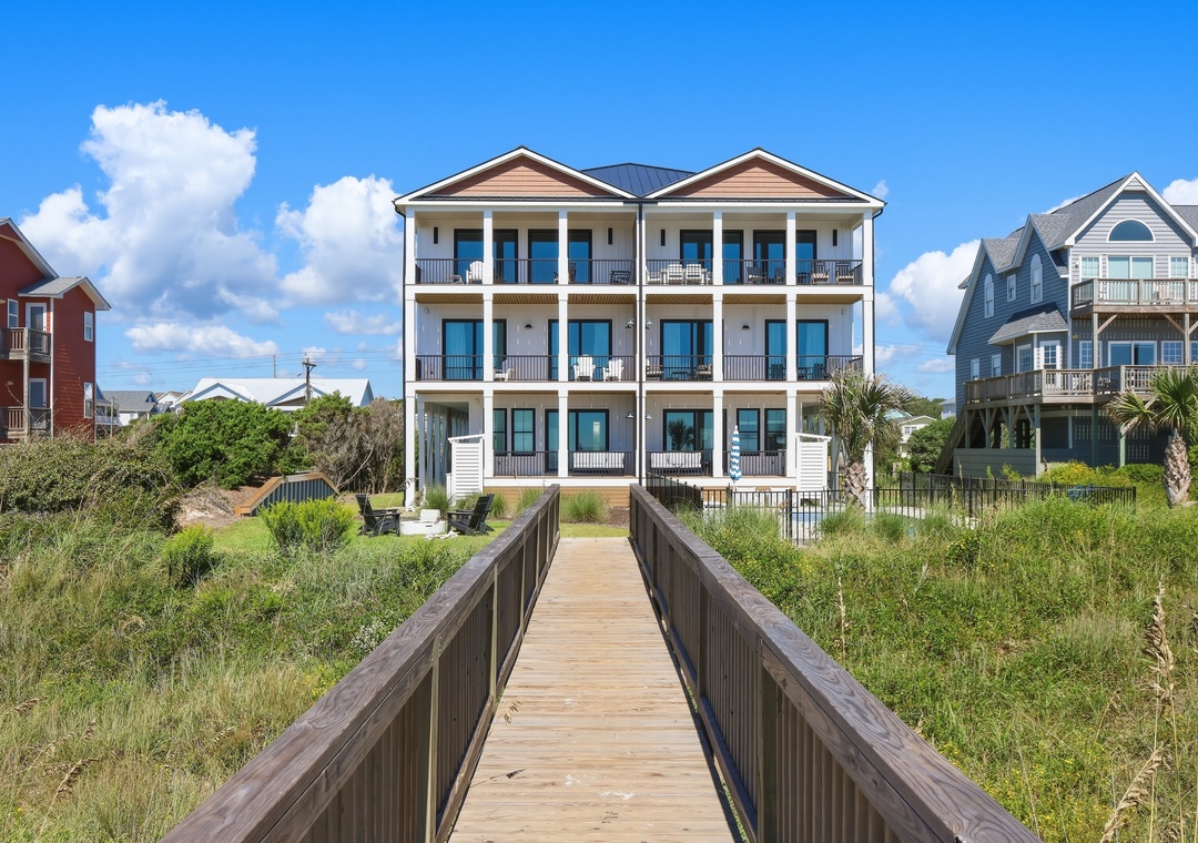 Sea Spray West | Back Exterior View