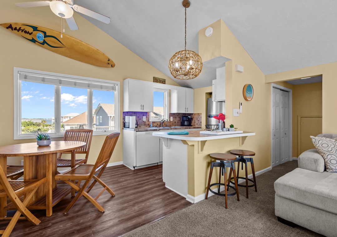 Kitchen/Dining Room