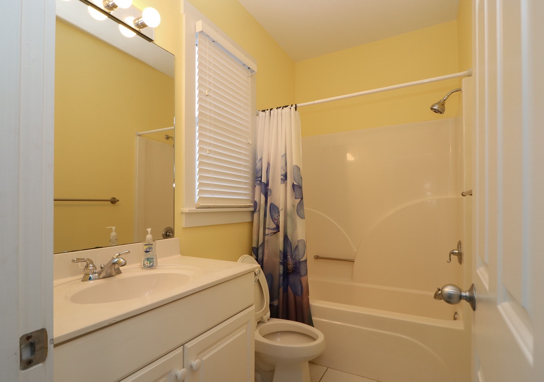 Full Bathroom
