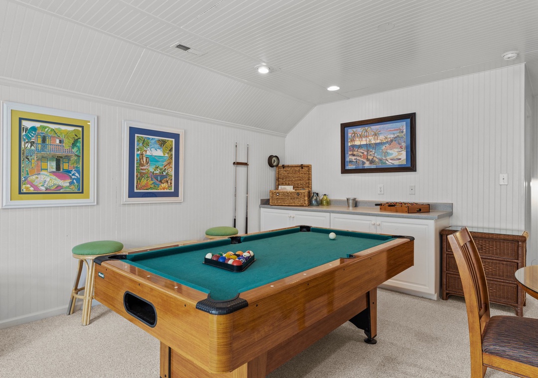 Rec Room with Pool Table