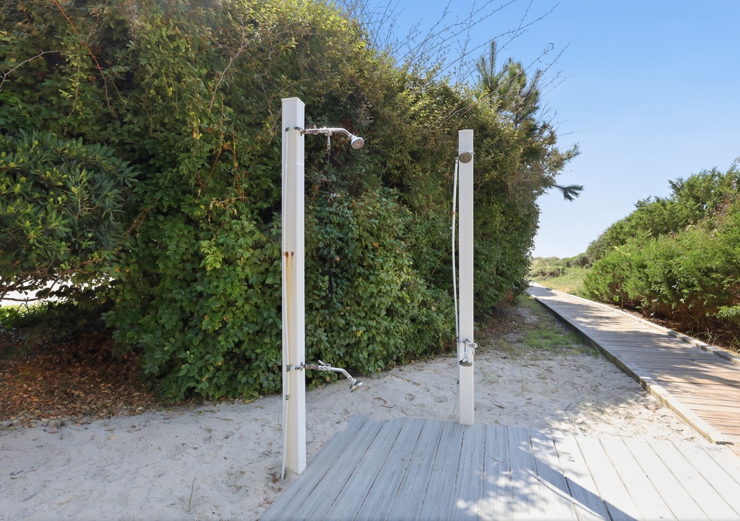 Spinnaker's Reach Beach Path