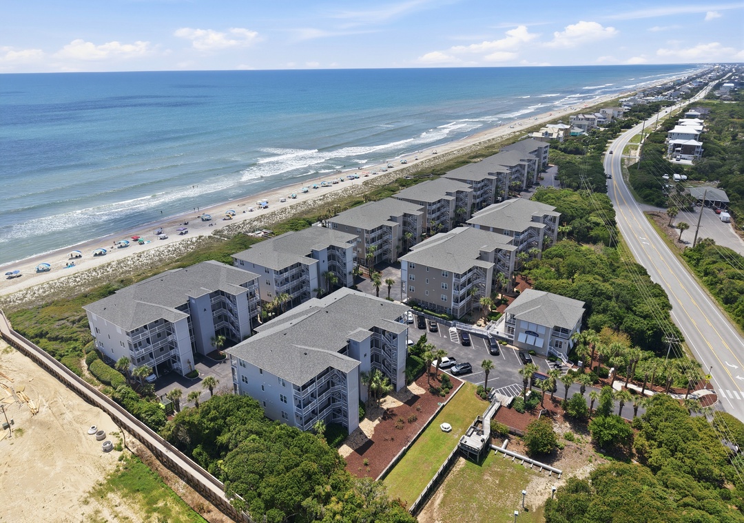 Ocean Club Oasis | Aerial Community View