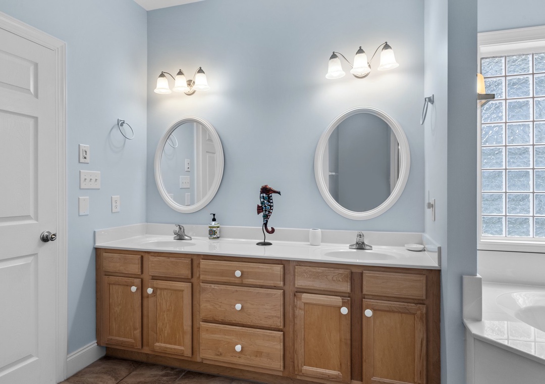 King Suite Bathroom