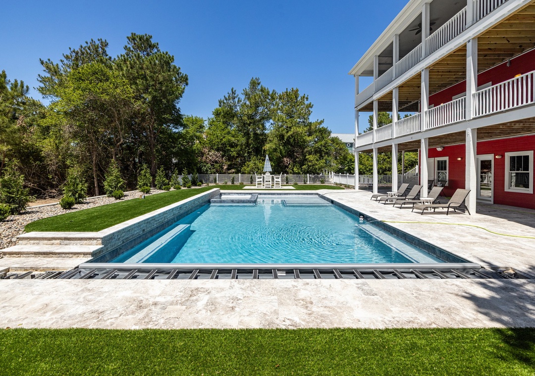 Amazing Pool