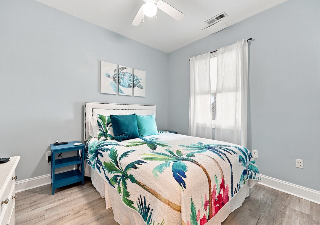 Ocean Club Oasis | Guest Bedroom
