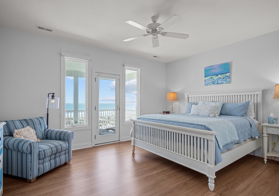 Top Floor King Bedroom
