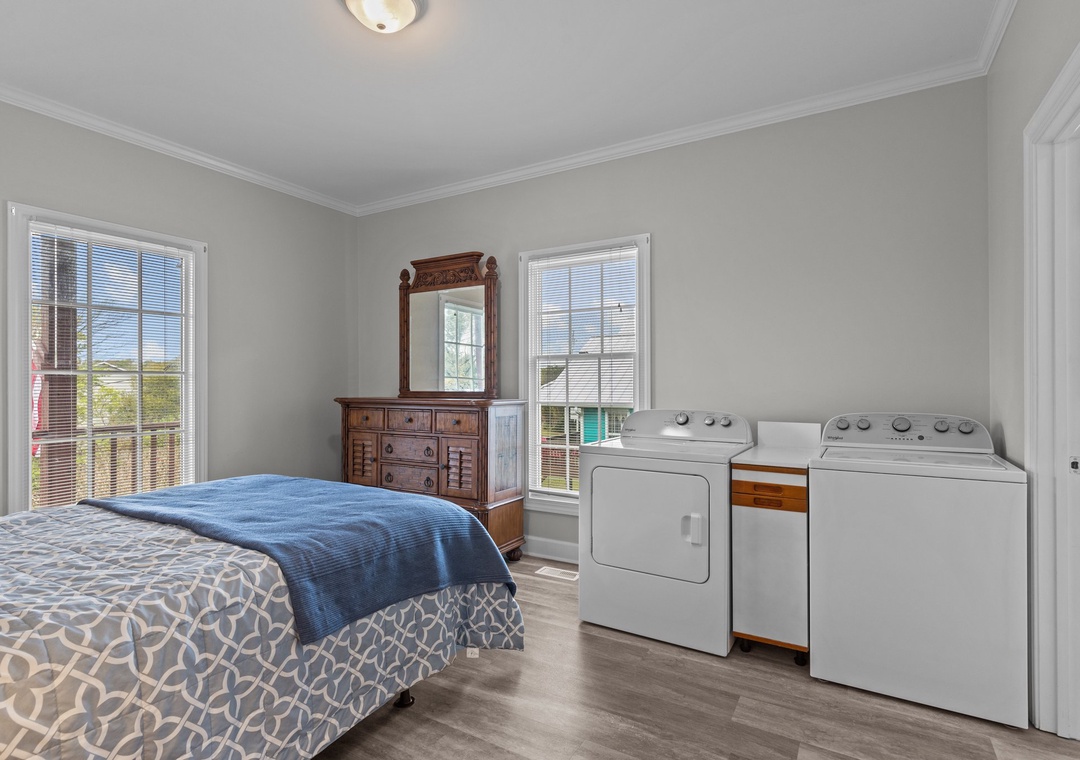 2nd Floor Master Suite