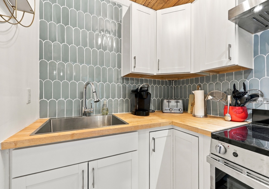 namaSTAY | Kitchen