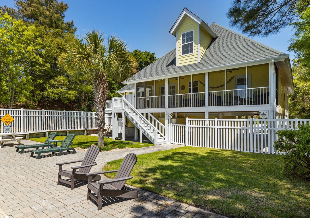 Beautiful Fenced in Backyard and Pool Area