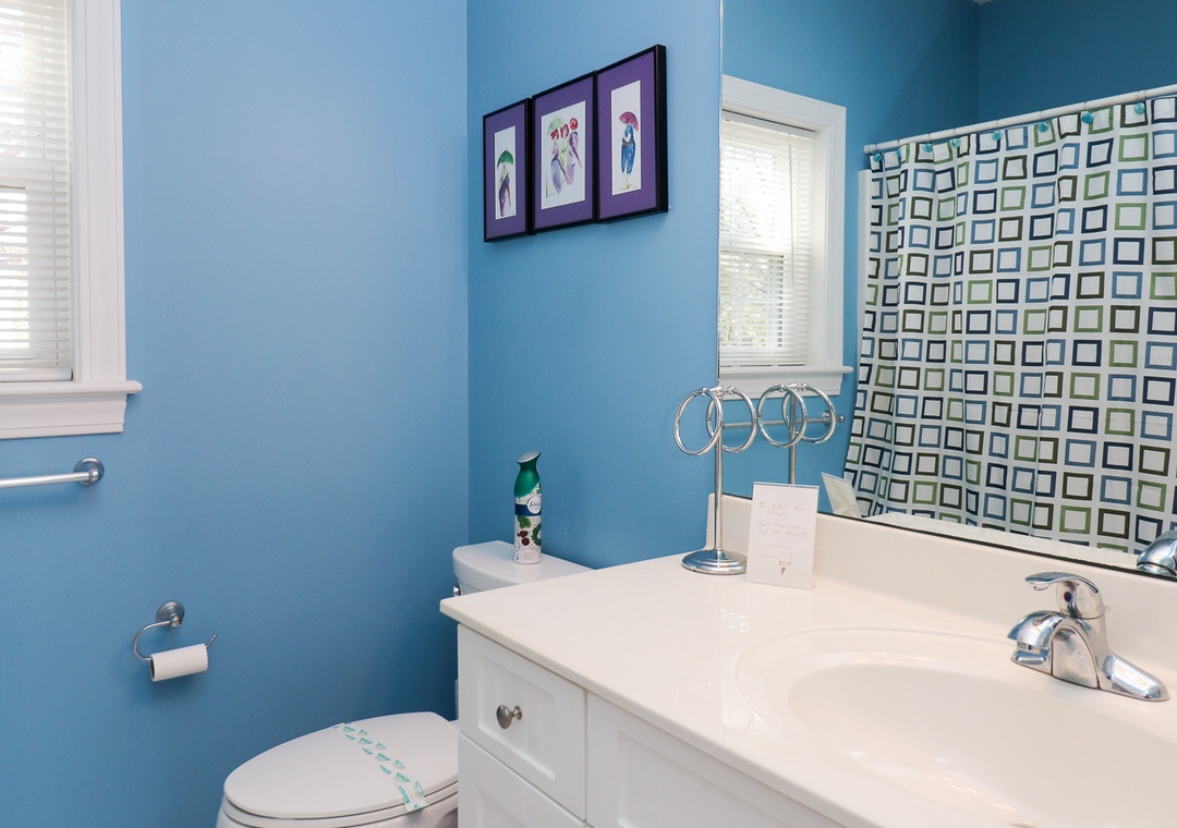 Full Bathroom