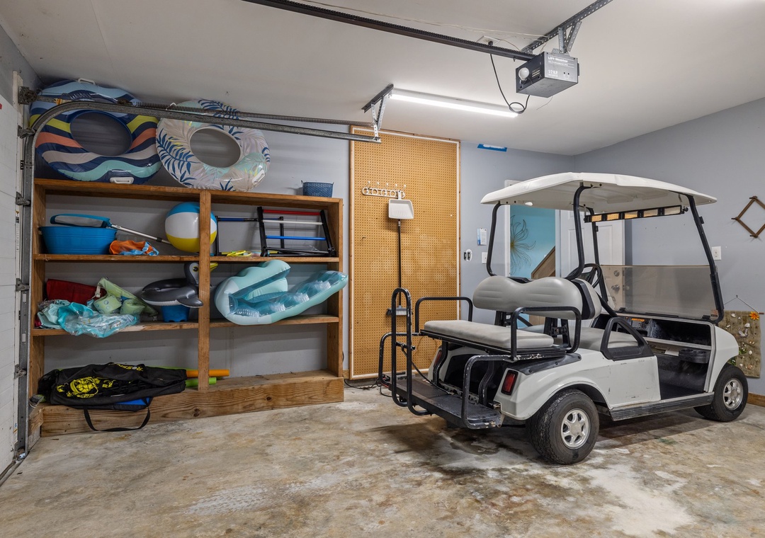 Golf Cart/Garage