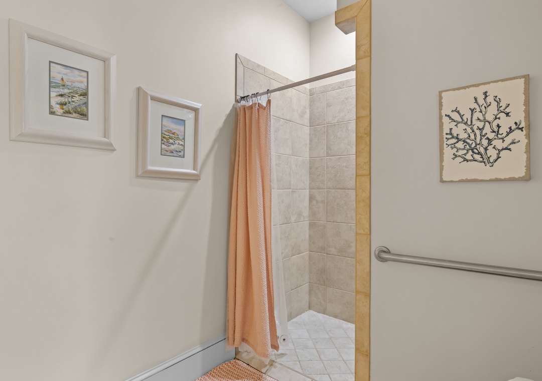 1st floor full bathroom