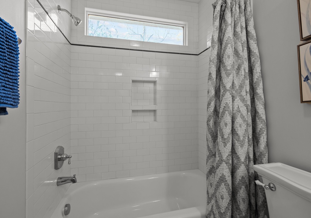 3 Full Bathroom