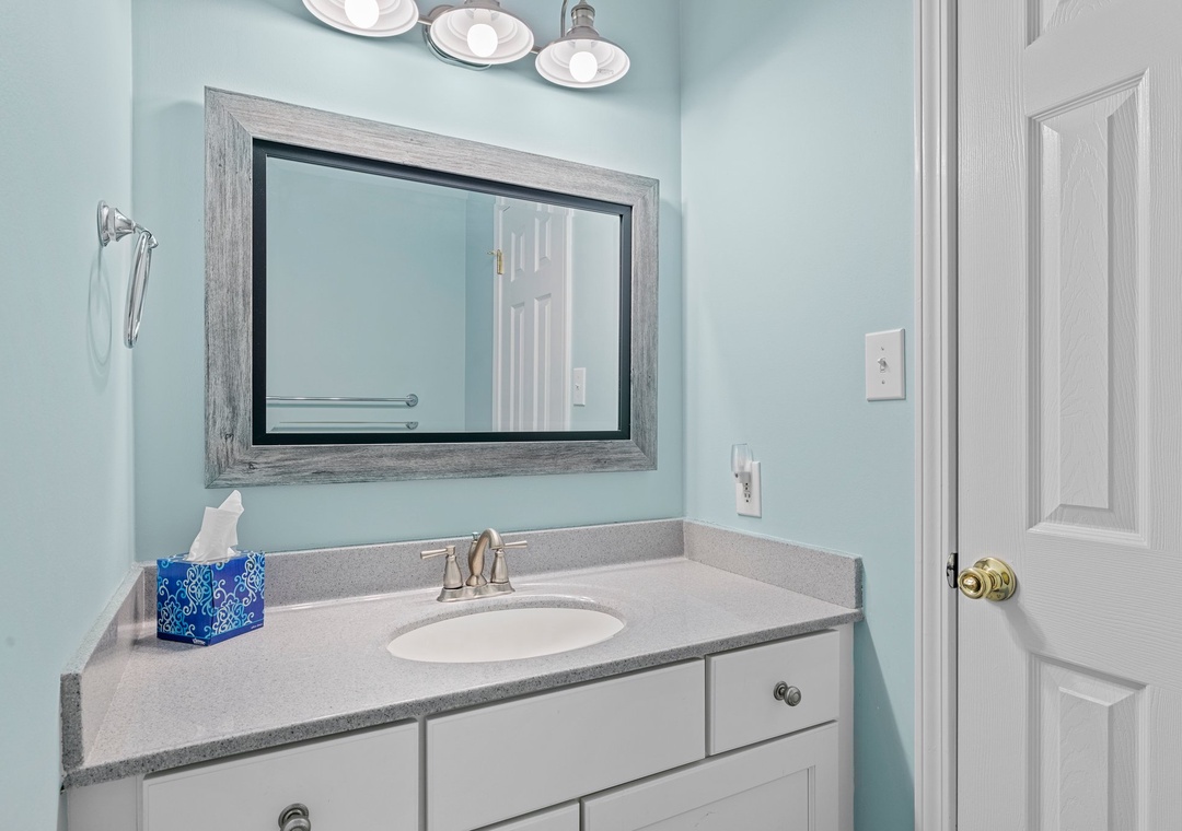 Mid-Floor Bathroom