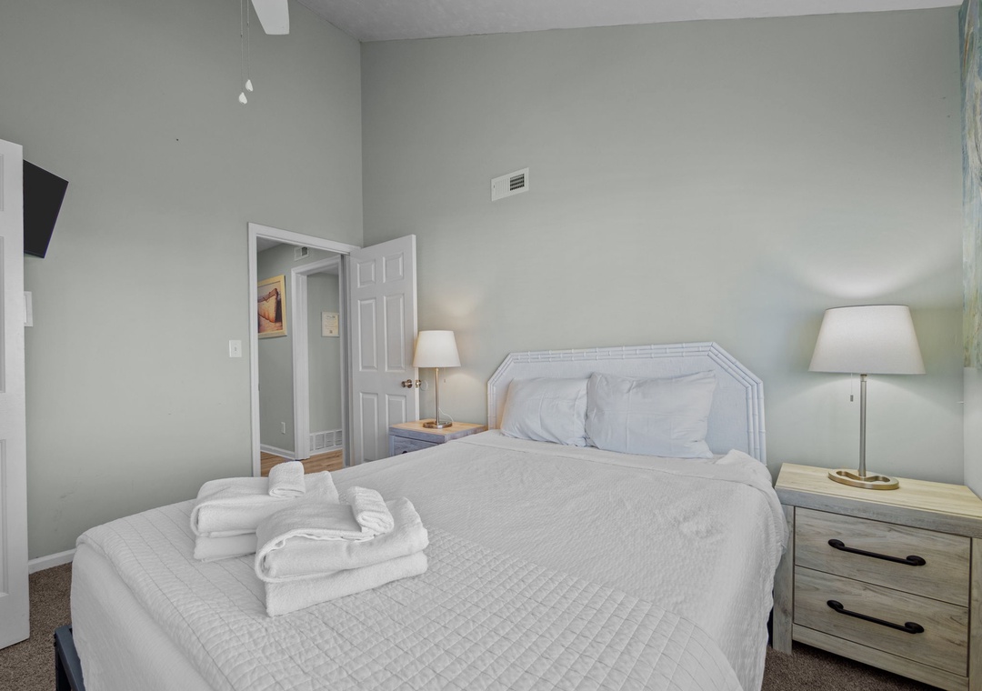 Queen Bedroom