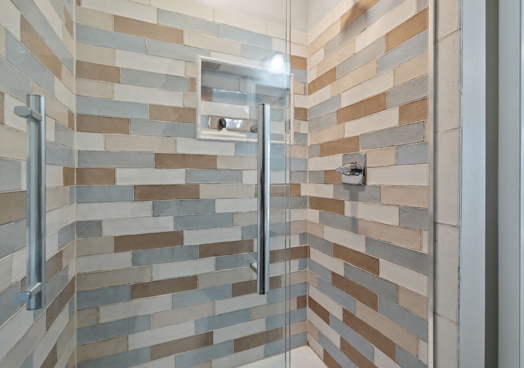 Bunk Room Bathroom