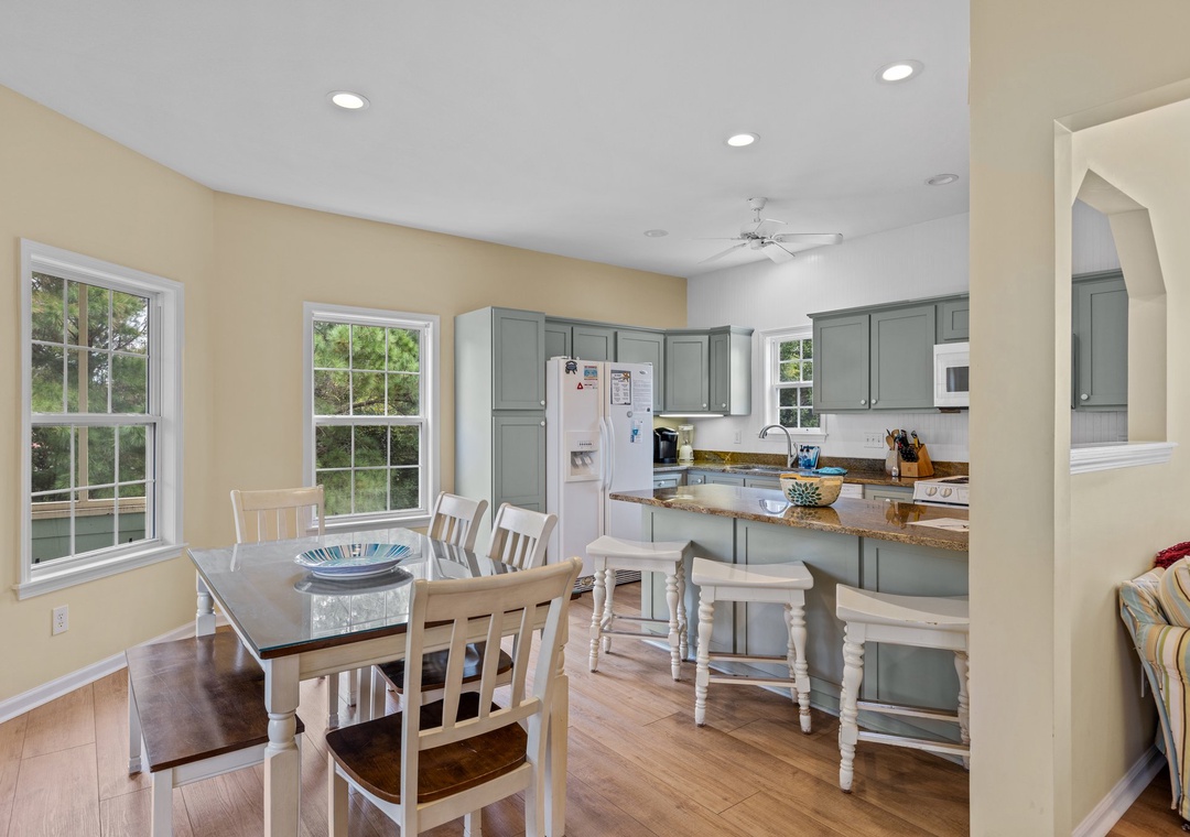 Kitchen/Dining