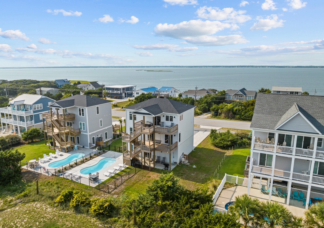 Waverlie's Watch | Exterior View