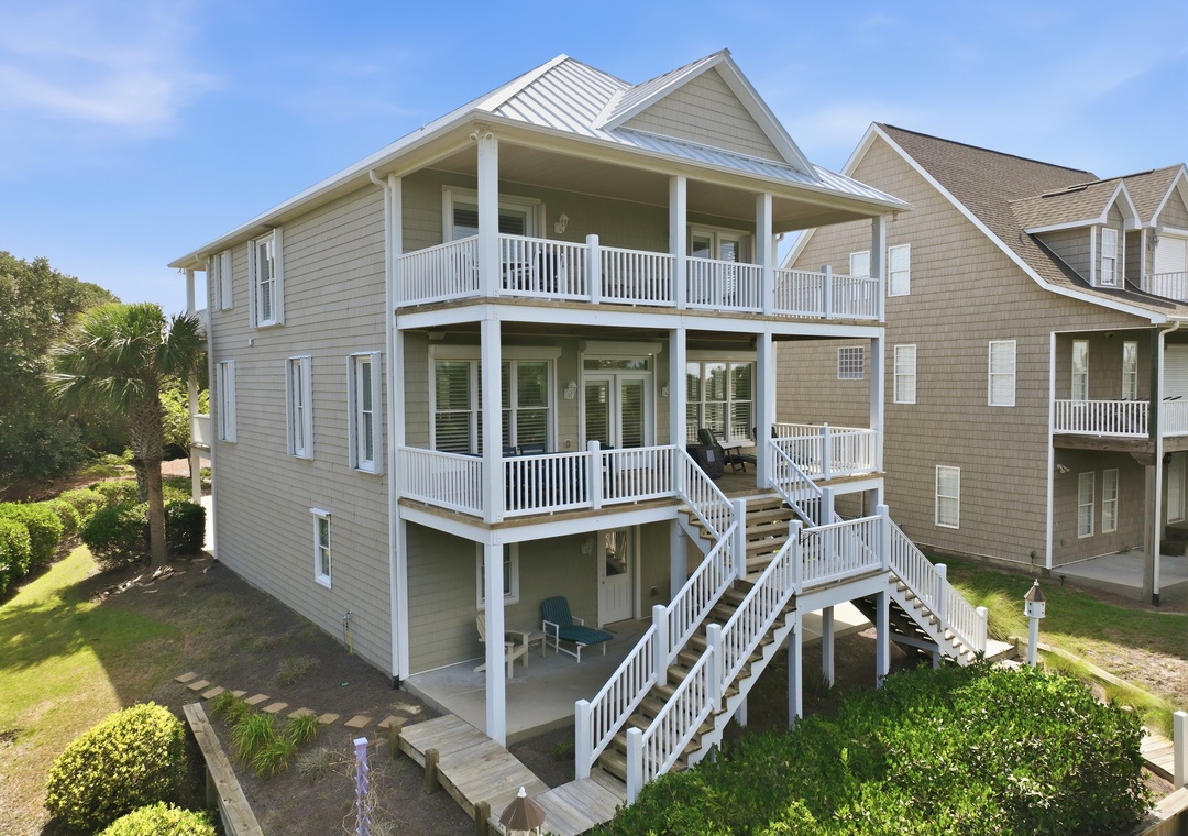Blue Chair Stays | Exterior View