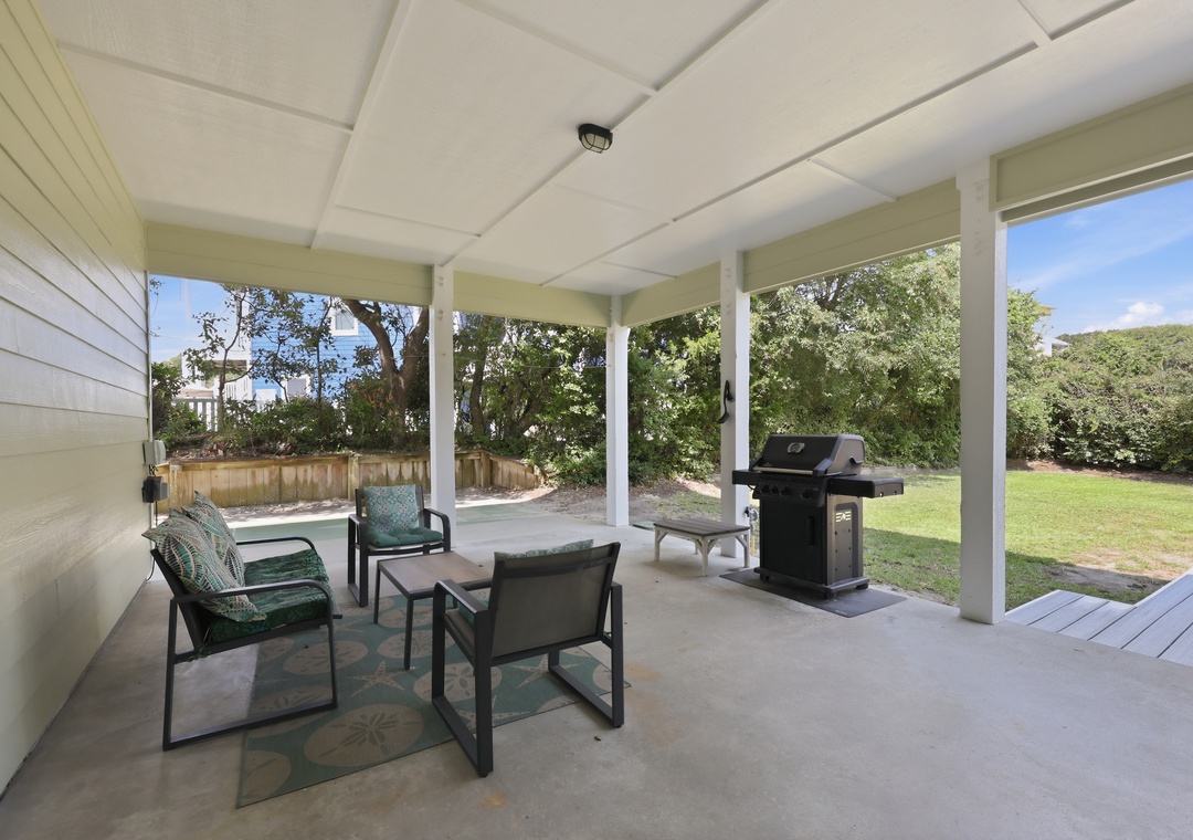 Sea Dream | Outdoor Dining with Grill
