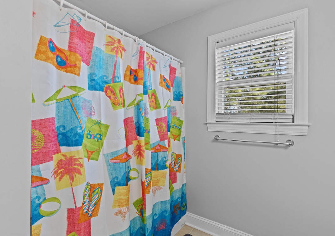 Top Floor Hallway Bathroom