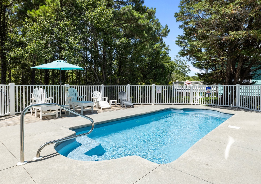 Huge Pool Area