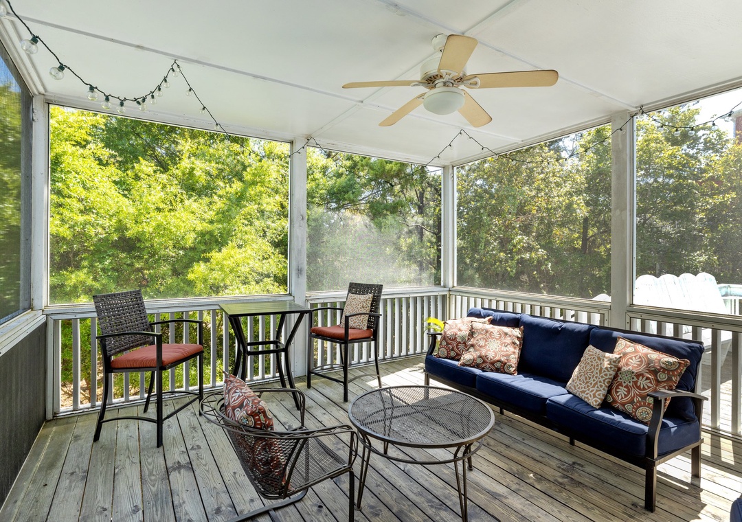 Screened Porch off Kitchen - 2nd Floor