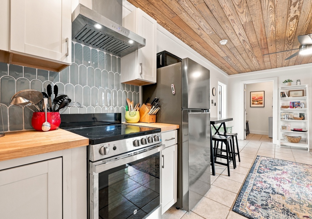 namaSTAY | Kitchen