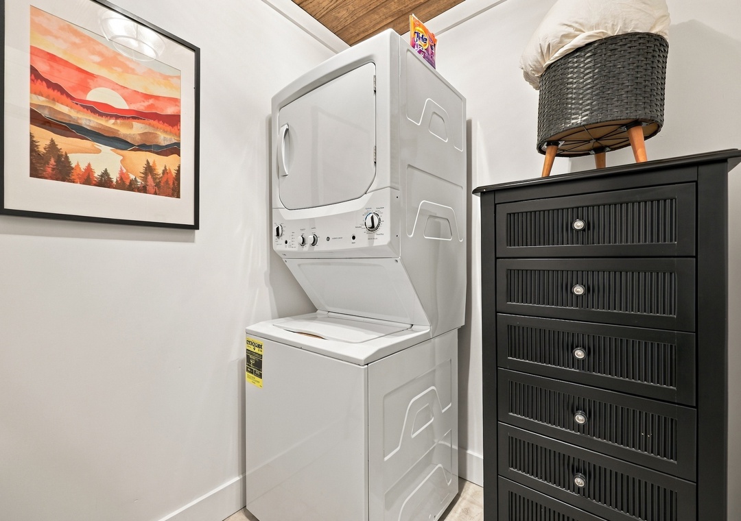 namaSTAY | In-Unit Laundry