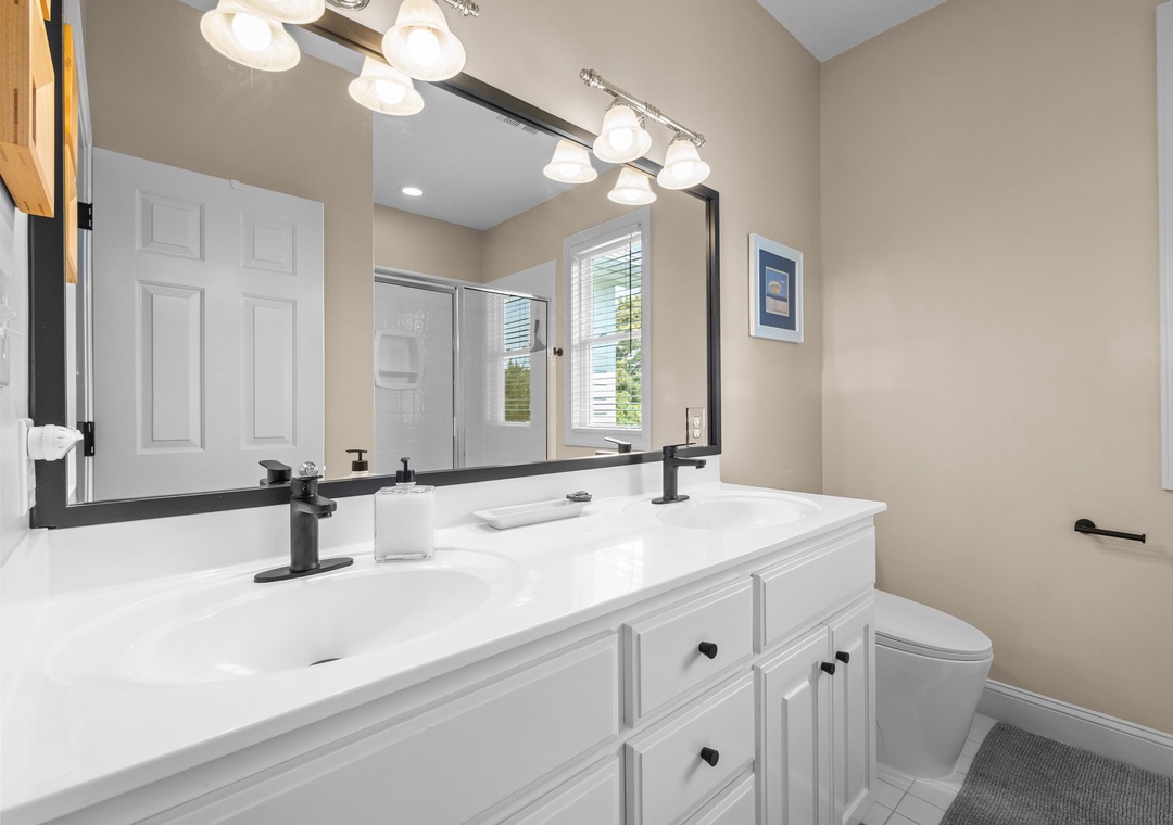 3 Full Bathroom