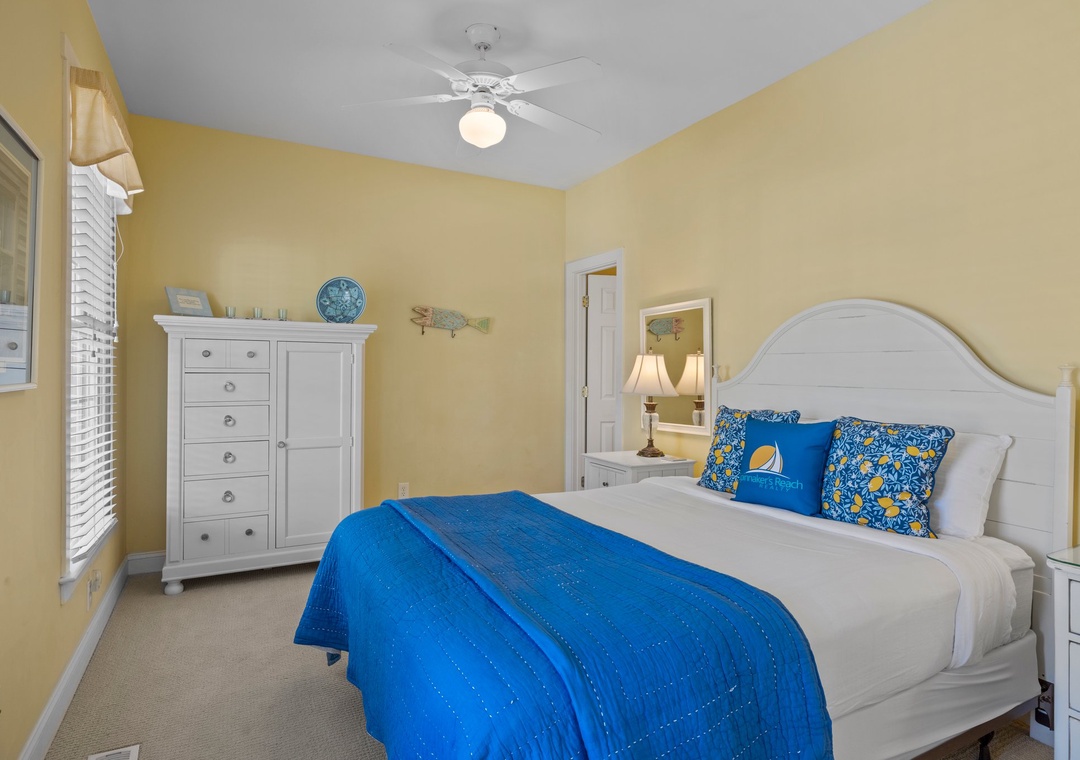 Main Floor Queen Room