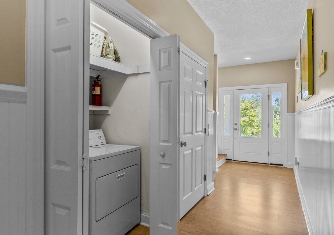 Mid-Floor Hallway and Laundry Closet