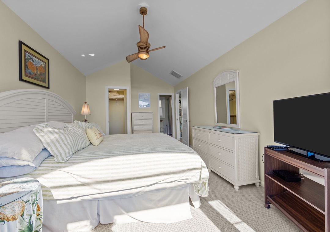 Primary King Suite (Loft Level)