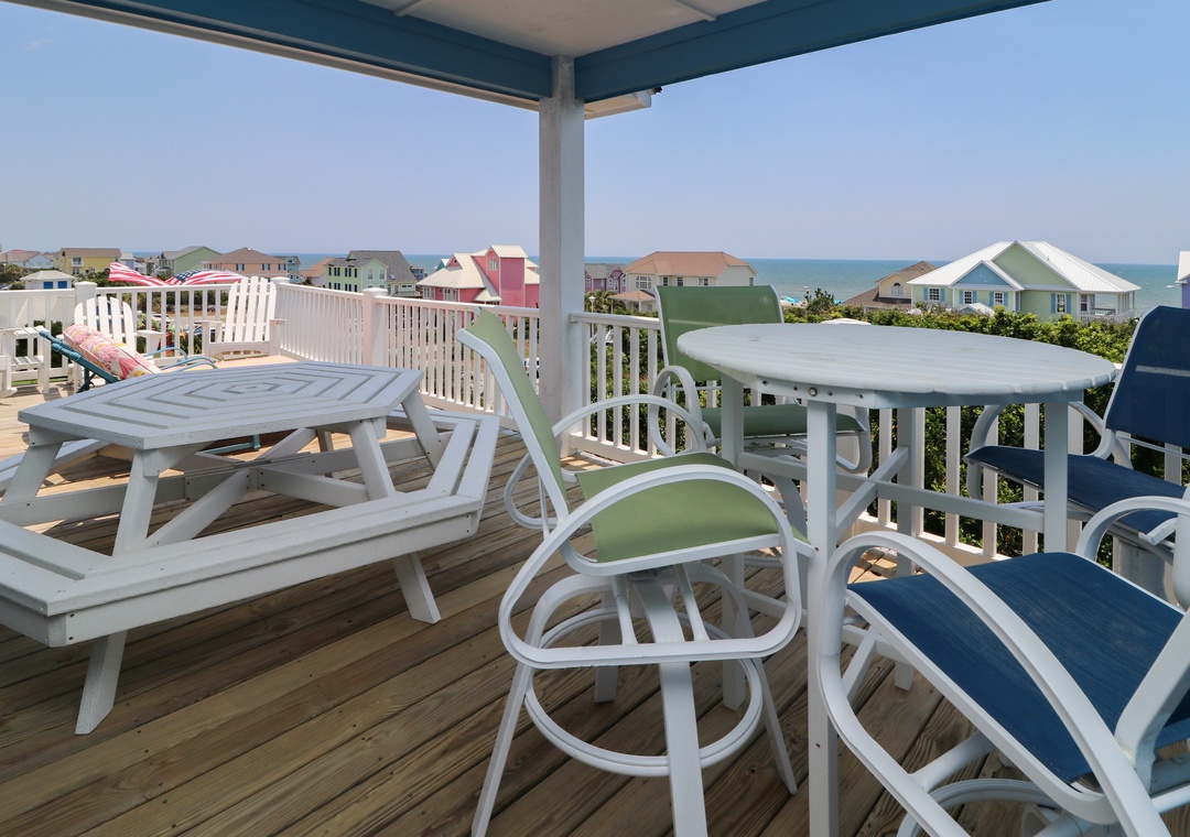 3rd floor deck 1