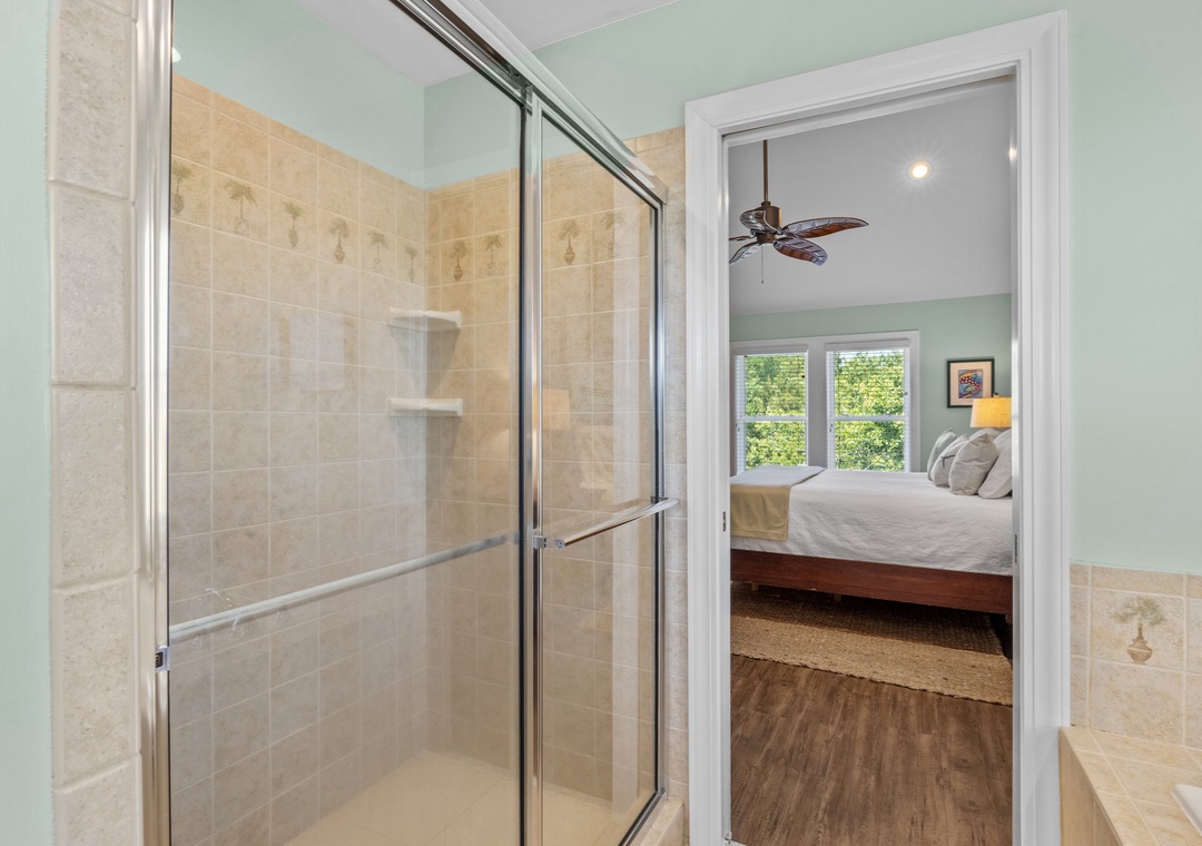 Primary King Suite (Top Floor) Bathroom