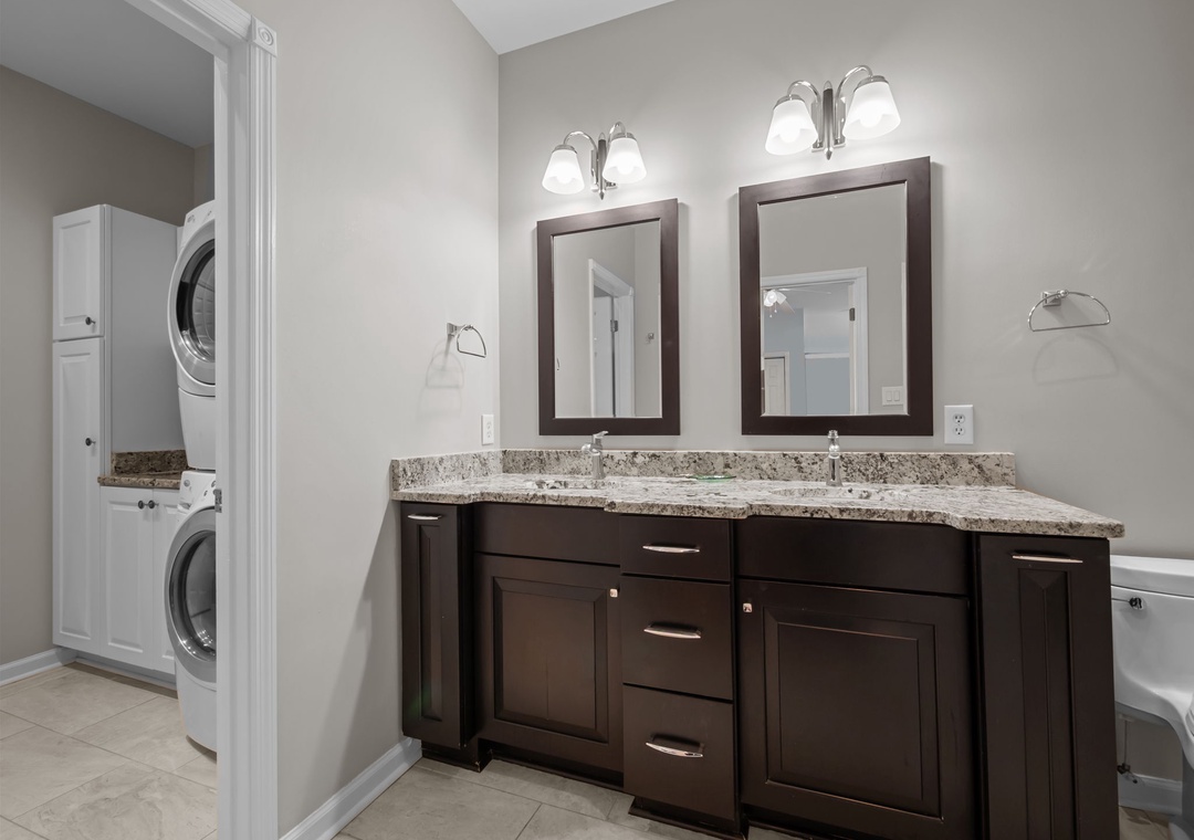 Primary Suite Bathroom