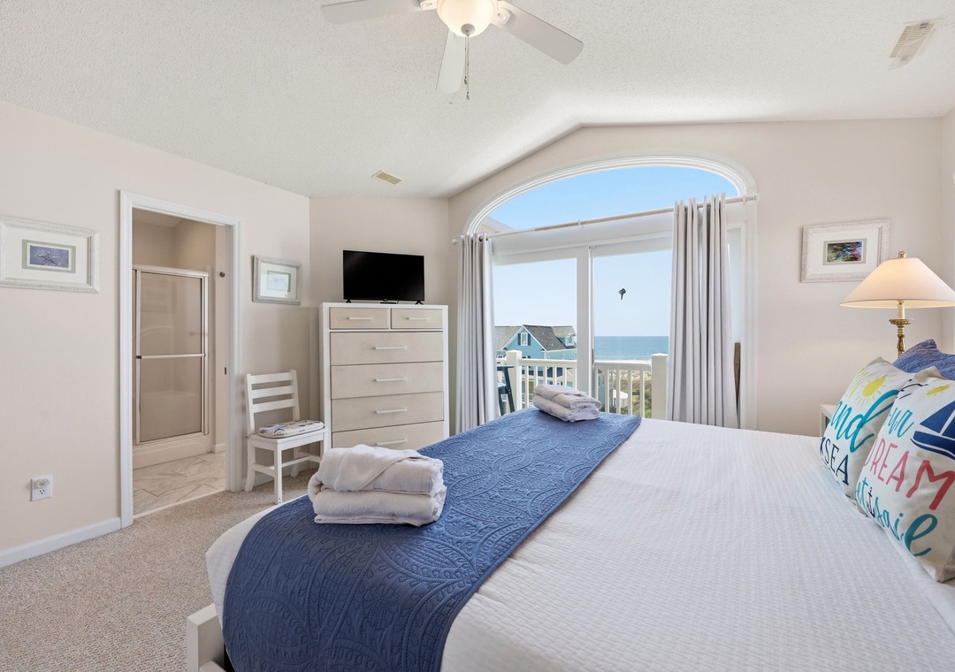 Wake up to stunning ocean views from your comfortable bedroom, with soft coastal breezes and the sound of waves just beyond your private balcony.