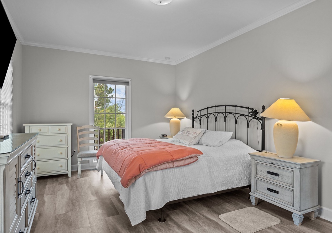 2nd Floor Master Suite