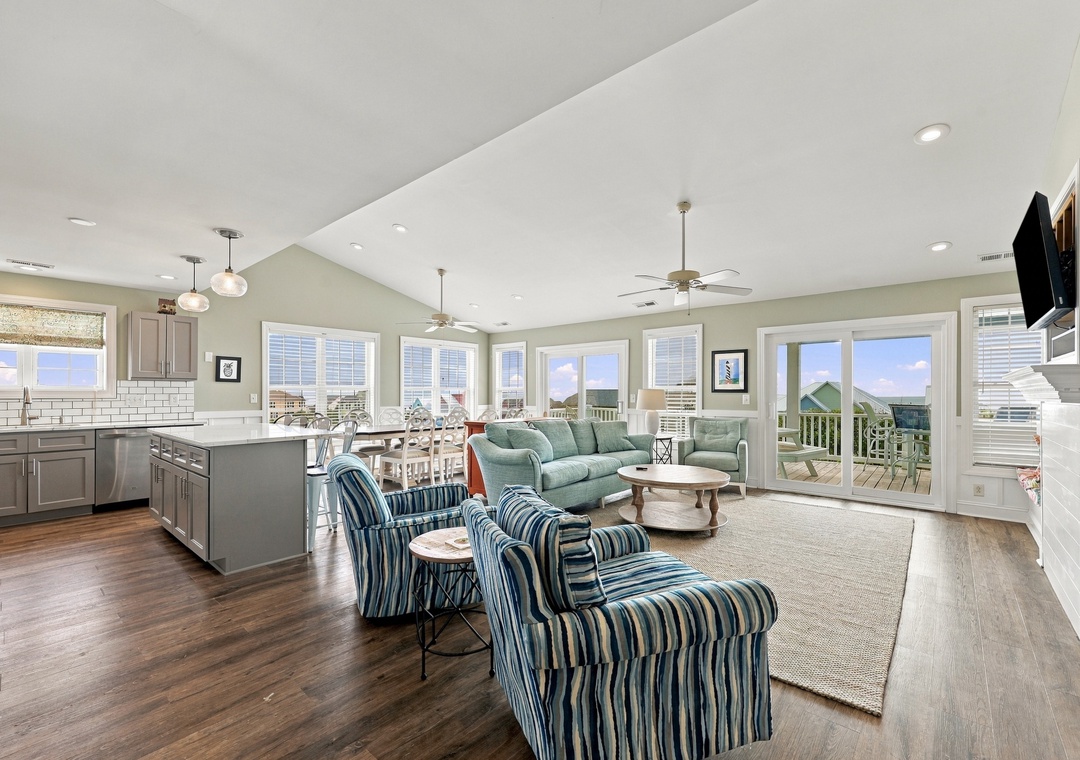 A Time to Remember | Top Level Living Area