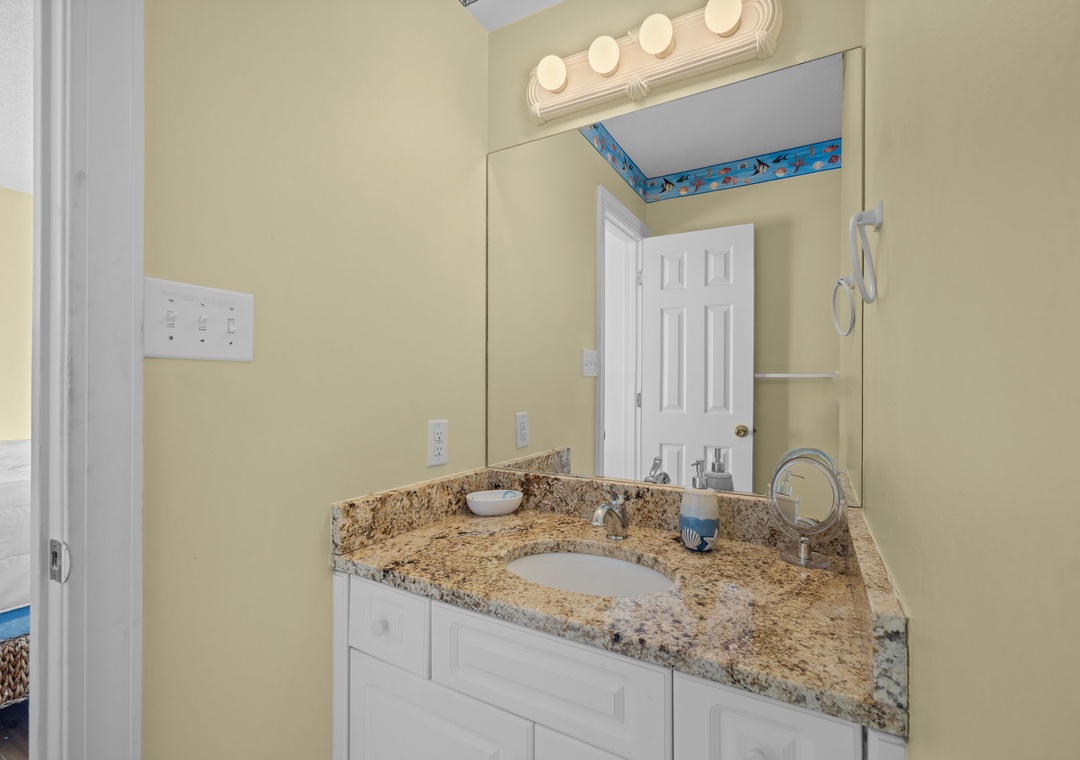 Top Floor Suite Bathroom