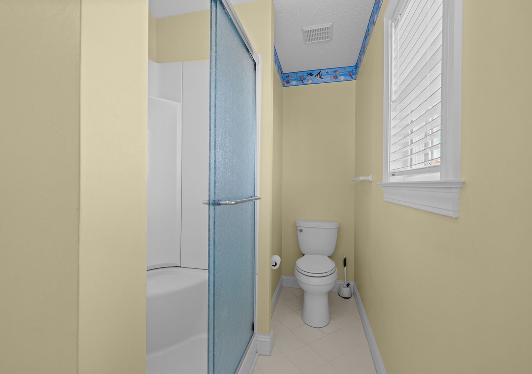 Top Floor Suite Bathroom